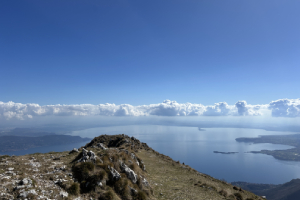 vista del lago di Garda dal monte Pizzocolo
